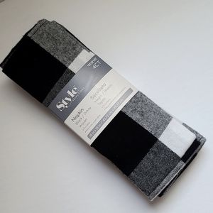 🆕️NEW 4pk Buffalo Plaid Woven Napkins